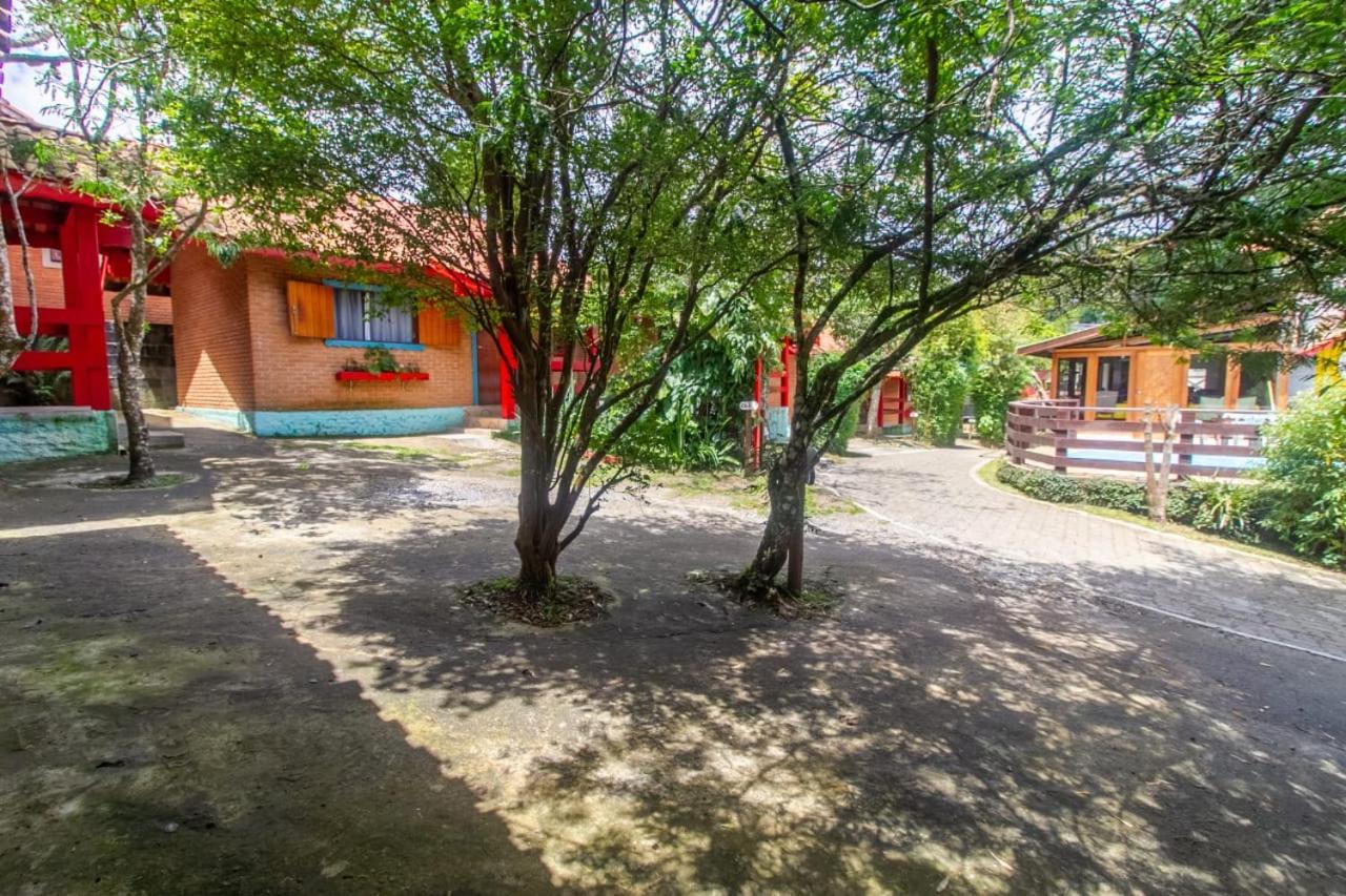 Pousada Chalana Monte Verde  Exterior foto